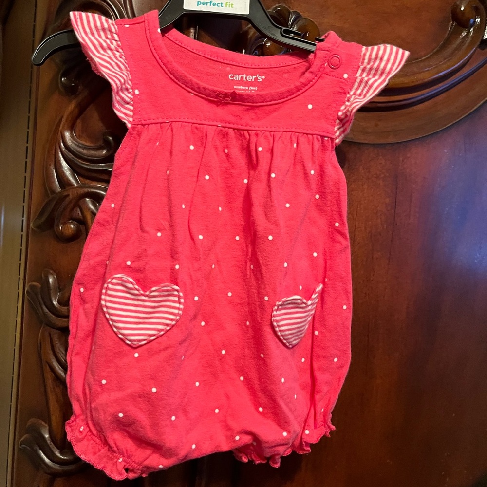 Carter's  bundle of Newborn sundresses, rompers, sunsuits jumpsuits 🏖️☀️💕🏝️